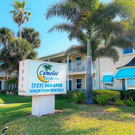 Aparthotel Camelot By The Sea St. Pete Beach Exterior foto
